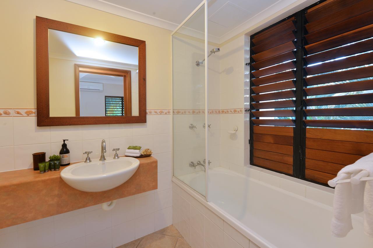Seascape Holidays - Hibiscus Port Douglas Esterno foto