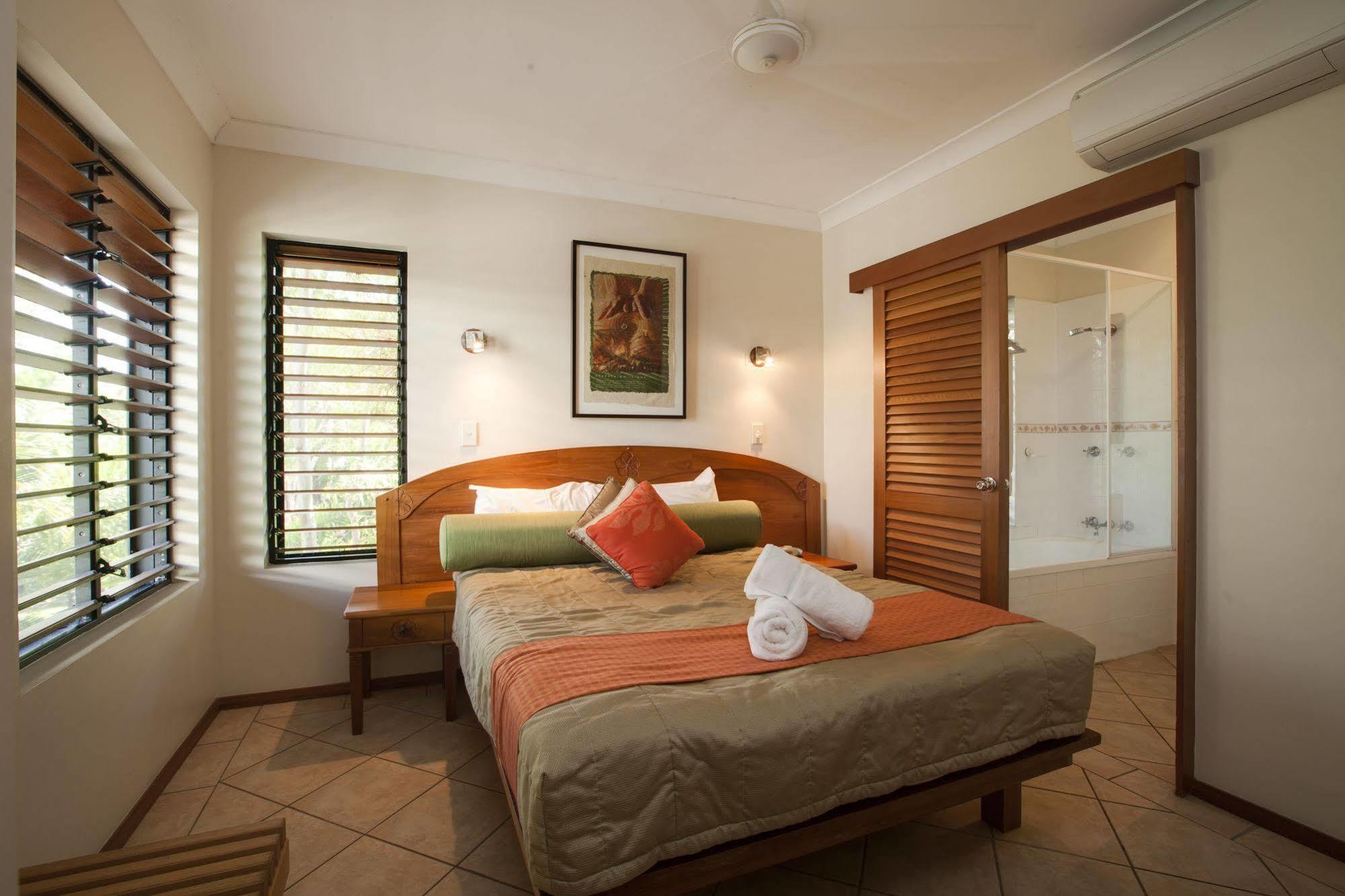 Seascape Holidays - Hibiscus Port Douglas Esterno foto